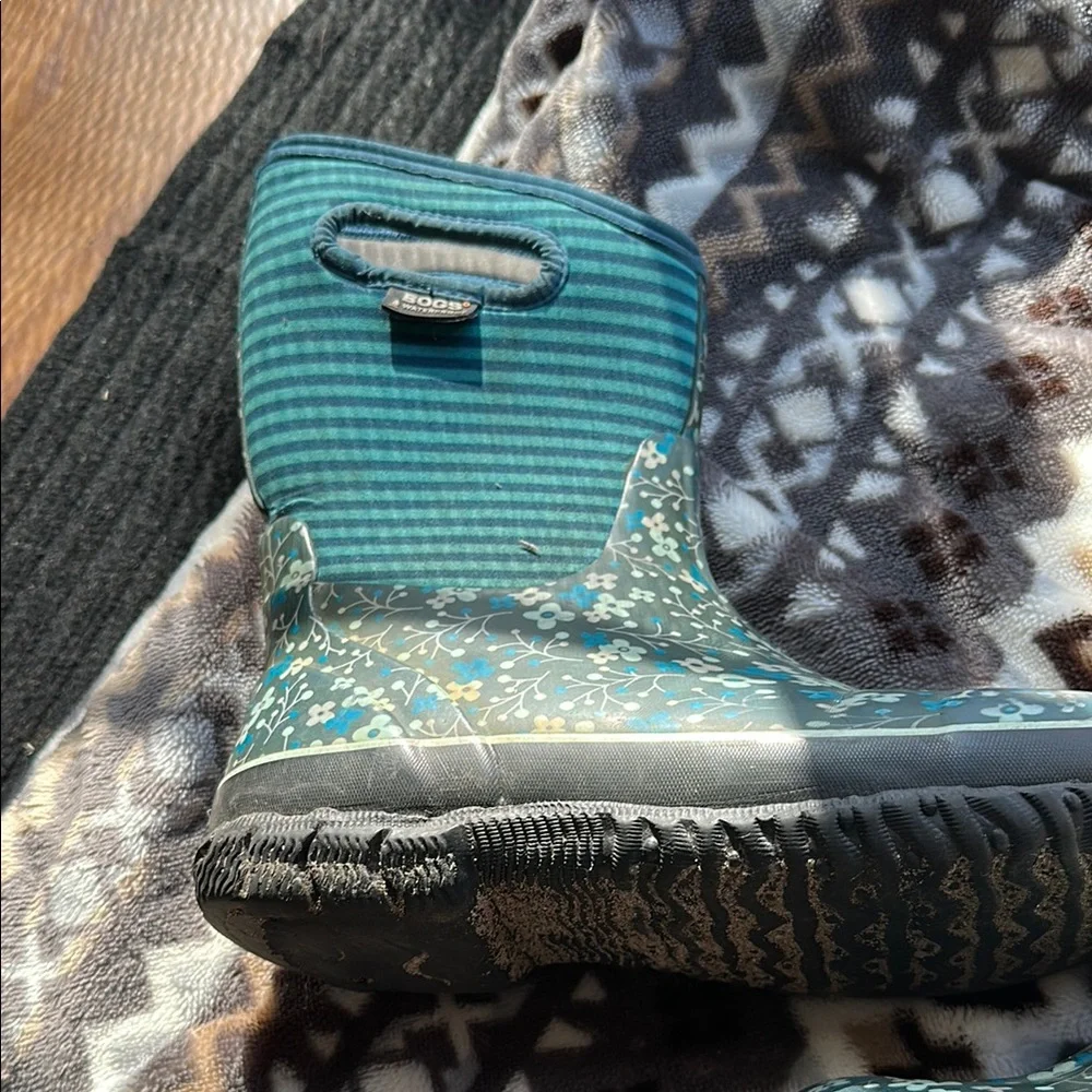 Bogs blue and Black Waterproof Rain & Snow Boots